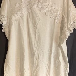 White 2X lace and cotton top